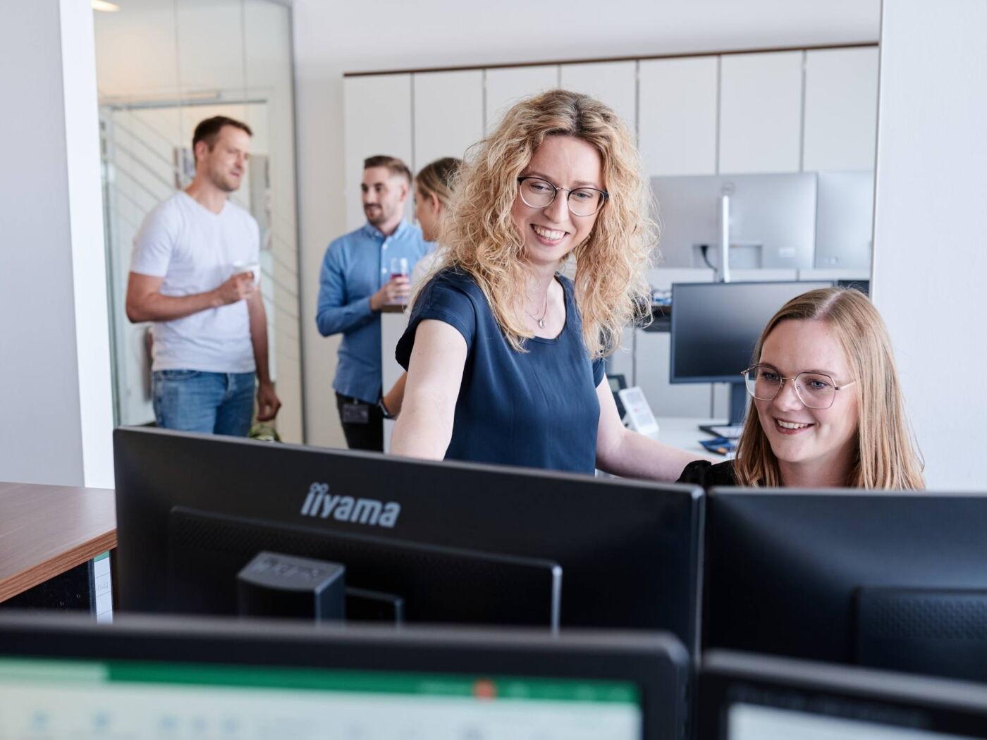 Finance & Controlling Infos & Jobs finden Kaffee Partner Karriere